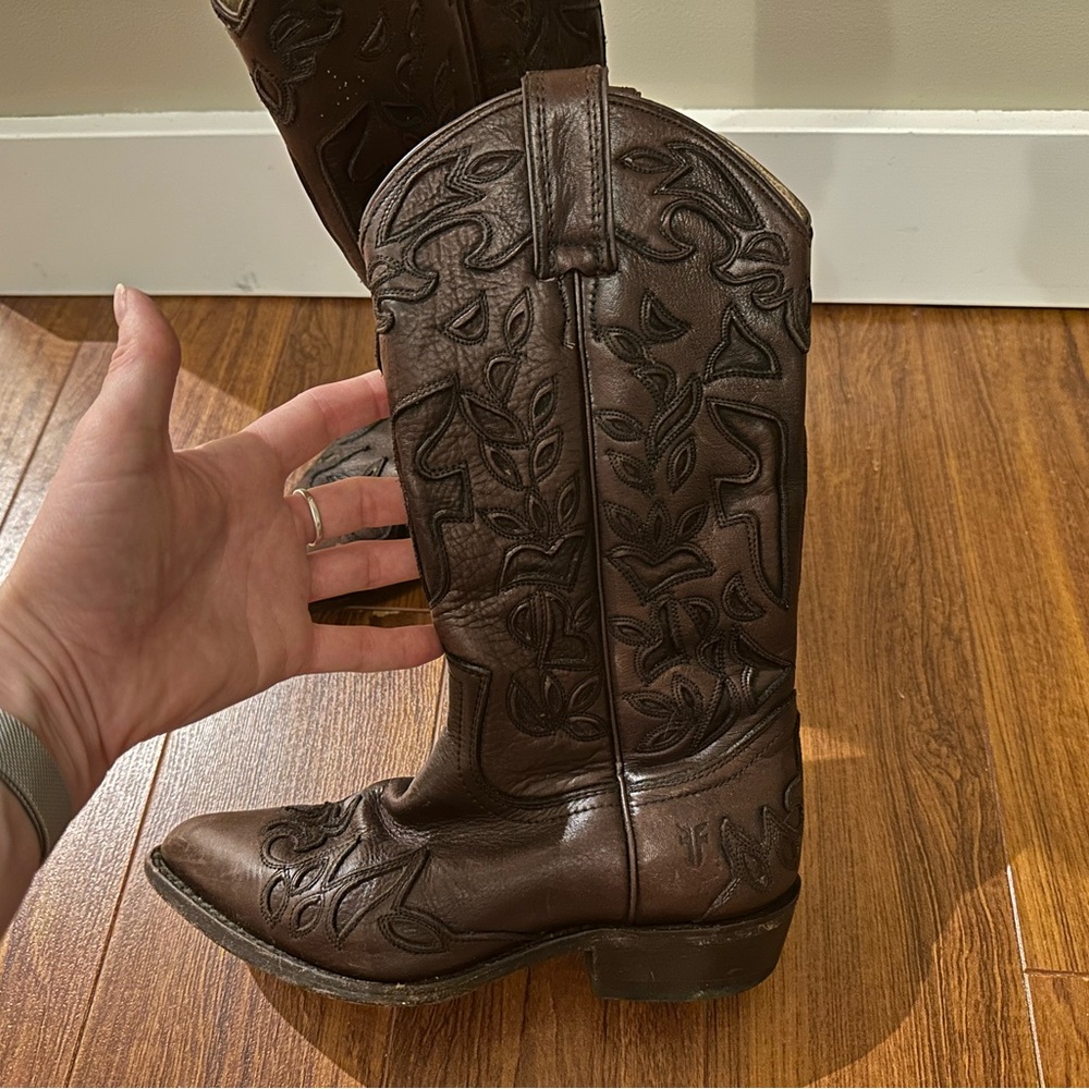 Vintage FRYE Overlay Cutout Floral Brown Leather Cowboy Western Boots Size 6